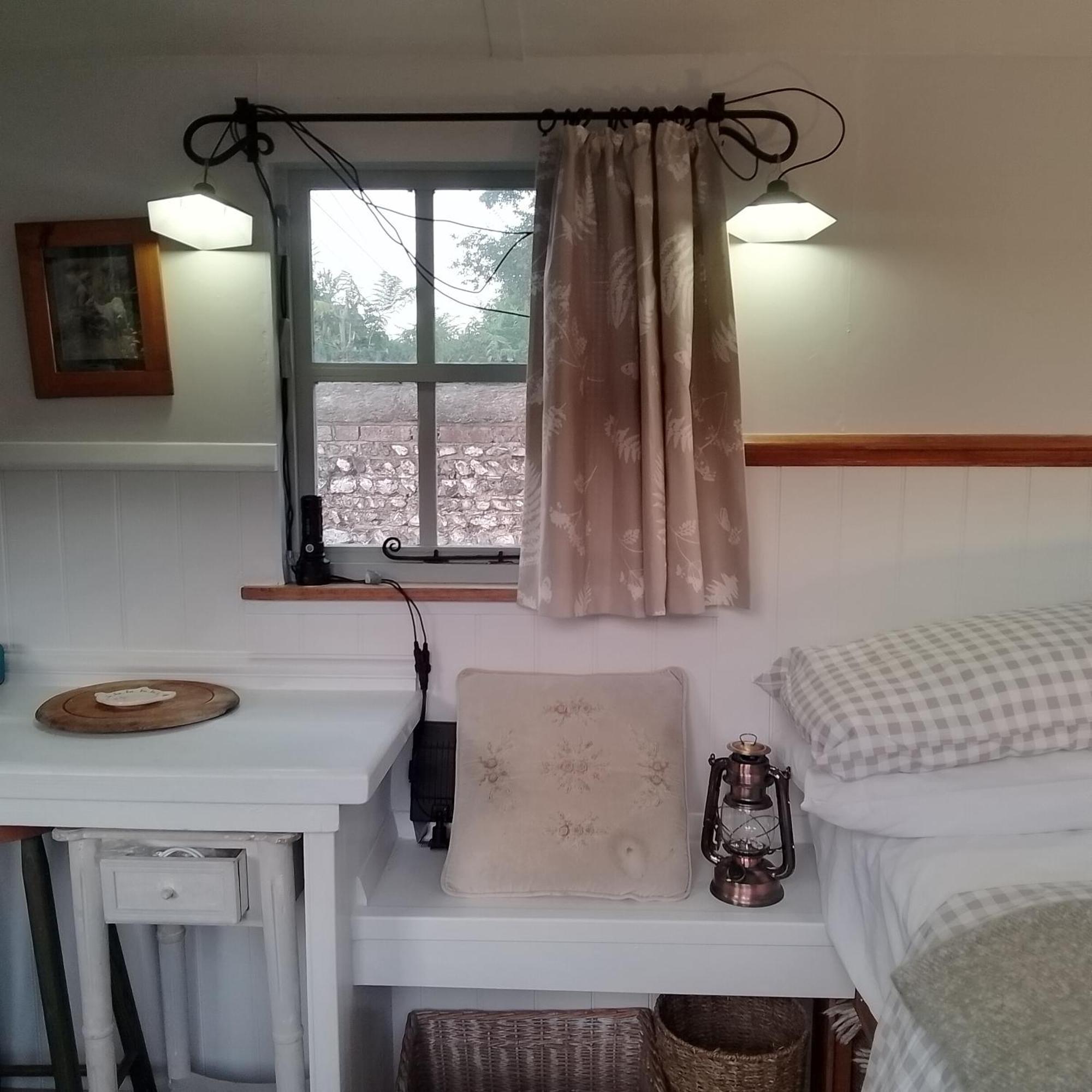 Luxury tent Up At The Barn *
